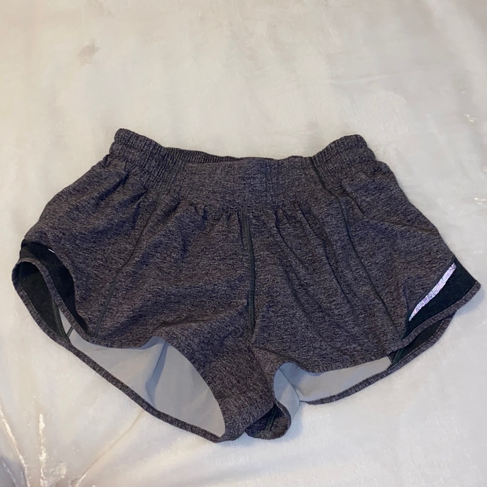 Lululemon hotty hot short